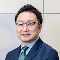 川口 貴久氏