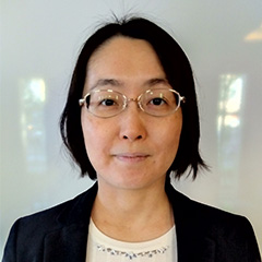 上田 真由美氏
