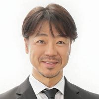鈴木氏