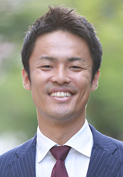 入山 章栄氏