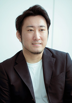 鈴木 孝二氏