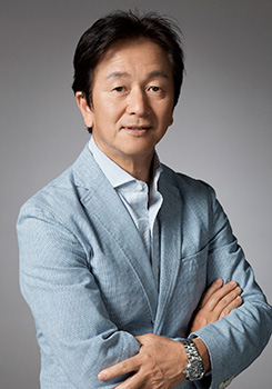 井上 高志氏